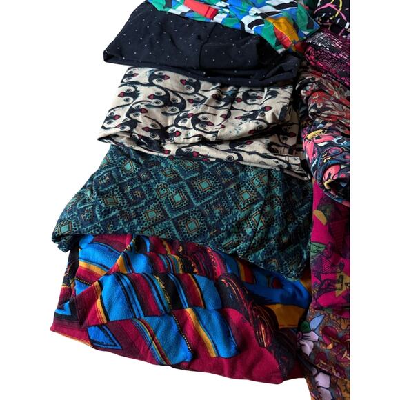 Lularoe Tall & Curvy large lot of leggings - Picture 2 of 11